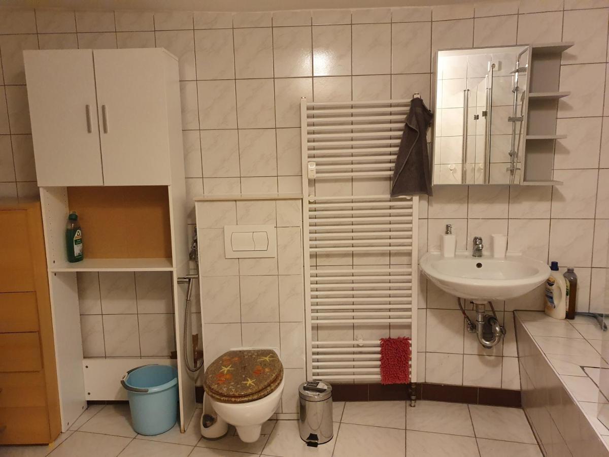 Simostay Halle  Buitenkant foto
