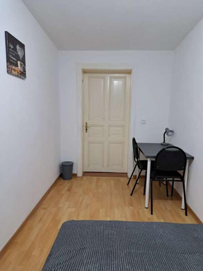 Simostay Halle  Buitenkant foto