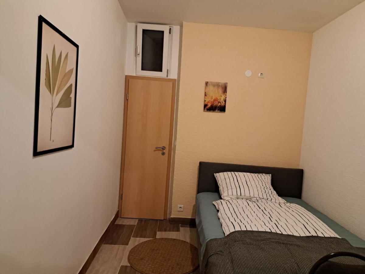Simostay Halle  Buitenkant foto
