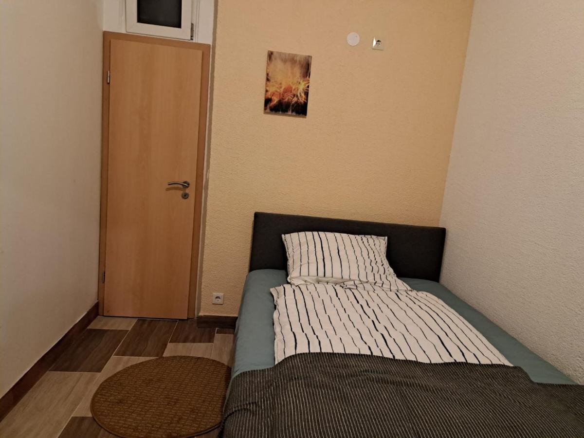 Simostay Halle  Buitenkant foto