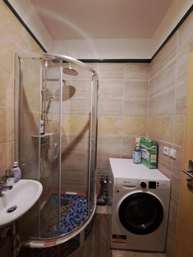 Simostay Halle  Buitenkant foto